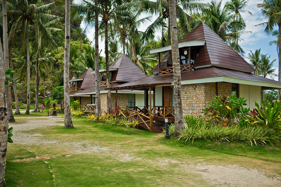 Caluwayan Palm Island Resort